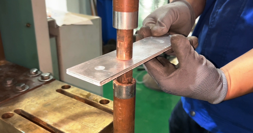 如何點焊鋁？